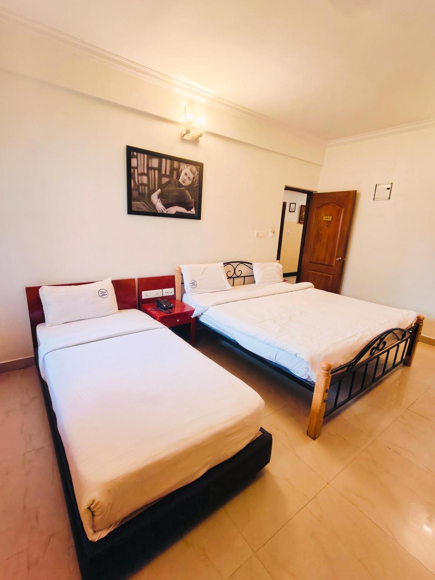 Kings Suites Palace Grounds Bangalore Esterno foto